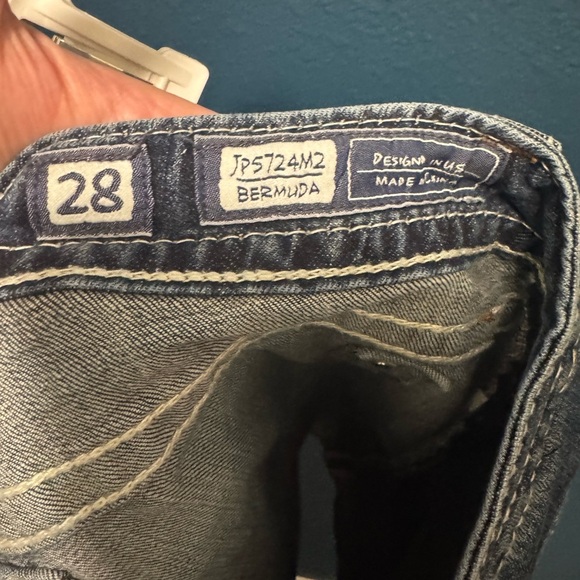 Miss Me Bermuda Y2k Angel Wings Denim Shorts - Picture 6 of 6